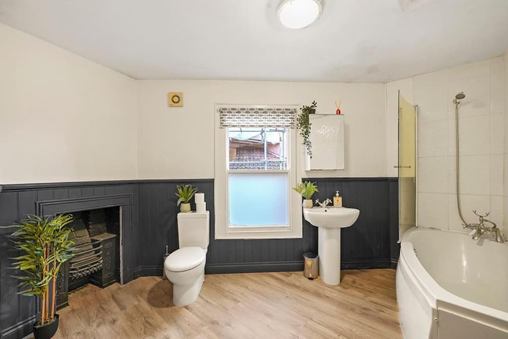 Apartament The Penthouse On Bristols Iconic Harbourside *